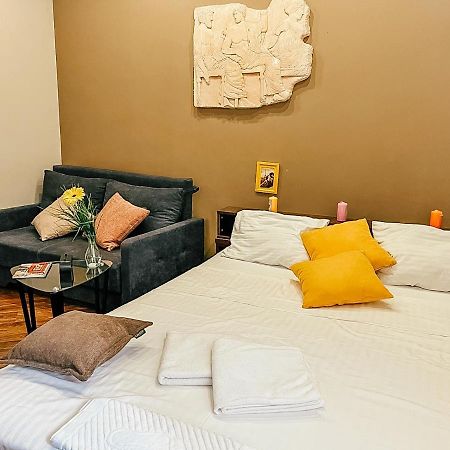Apartment on Fedorova Kiev Buitenkant foto