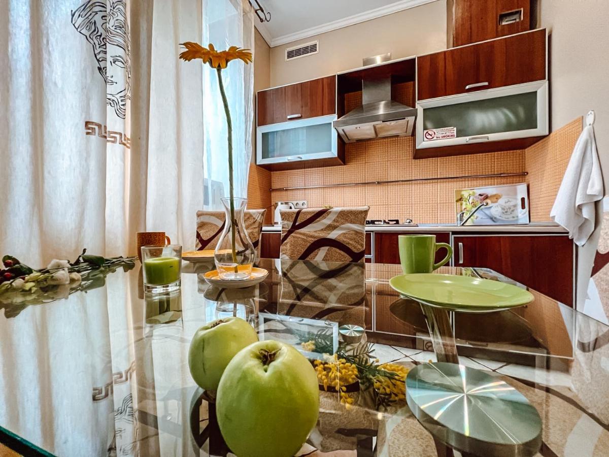 Apartment on Fedorova Kiev Buitenkant foto